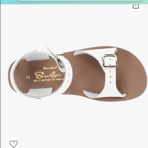 EUC Saltwater Sandals by Hoy White size 3